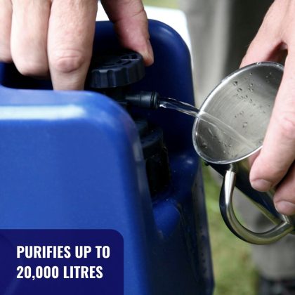 Filling a metal cup from a Jerrycan